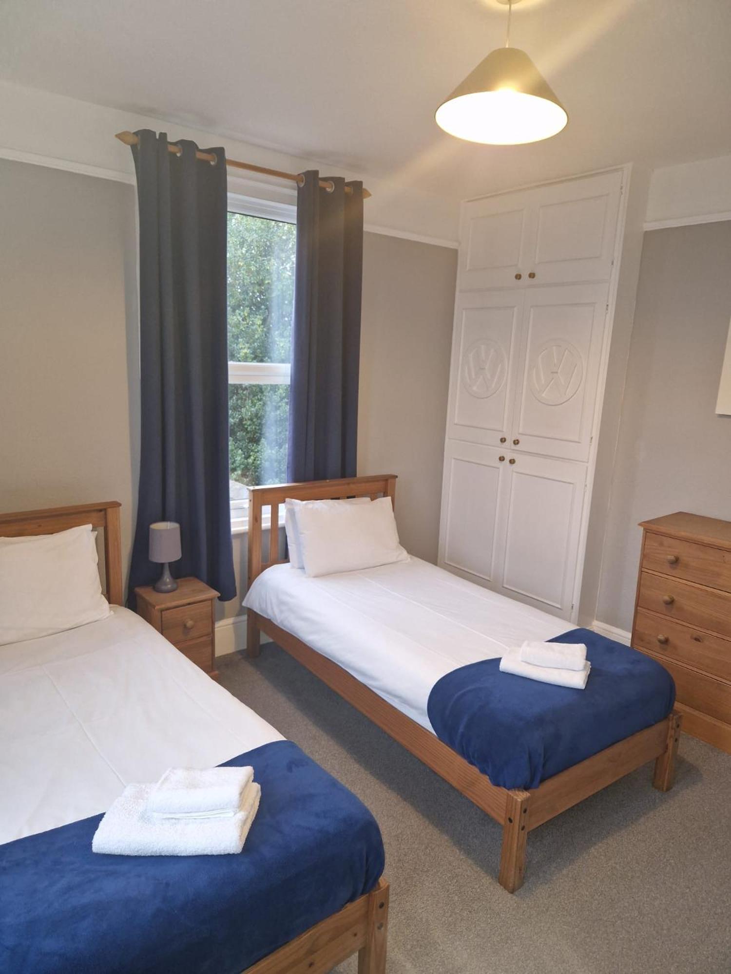 Hereford - Falcon House - Spacious 5 Bedroom House With Games Room - Sleeps 14 Guests - Great Property For Family & Friends Gathering Together - Hosted By Rentmyhouse Eksteriør billede
